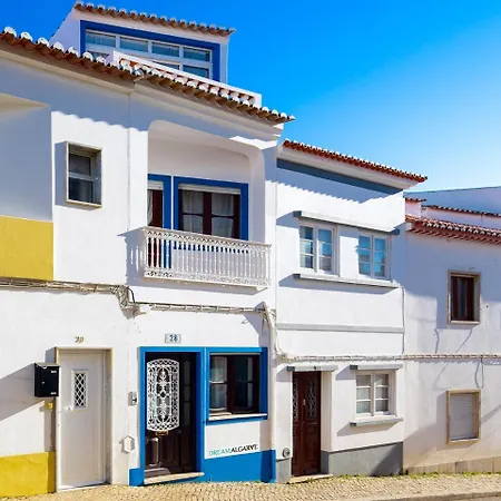 Apartment A18 - Chimney Townhouse In Historic Center *